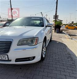 کرایسلەر 300
